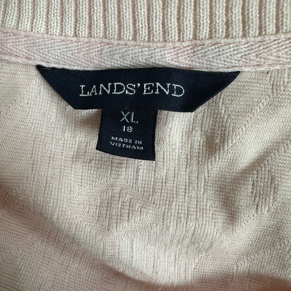 LANDS END. Short sleeve top. - Picture 4 of 5